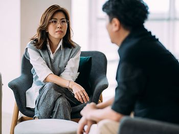 Therapie mit zwei Menschen
