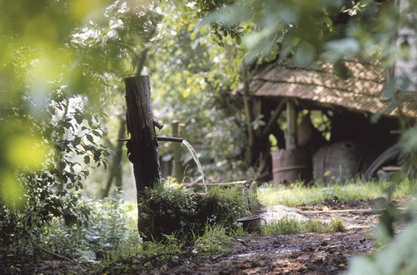 "Trial and Error": Wasser schöpfen