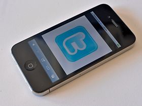 Twitter_Smartphone_Telefonieren_Surfen_DSC7525