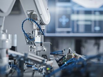Unternehmen Produktion Halle Robotic Roboter Automatisierung