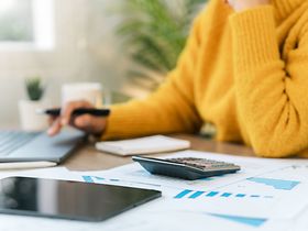 Unternehmerbuchhalter Berechnung von Steuern