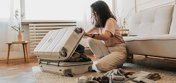 Urlaub Reise Koffer packen
