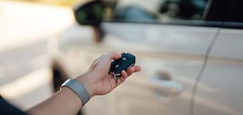 Verkehrsrecht_Autoschlüssel_in_Hand_2