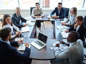 Vorstand Vorstände Boardmeeting Shareholder CEO