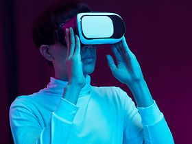 VR-Brille Thatphichai Yodsri/Getty Images