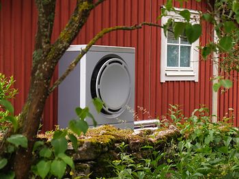 waermepumpe_aussengeraet_wohnhaus