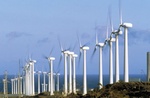 Windkraftpark mit Windrädern