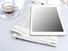 Zeitung iPad Kaffee 